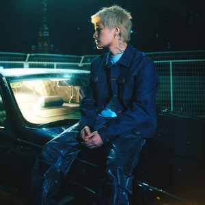 插入美女阴郭30分钟的高清视频
